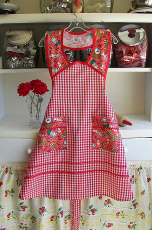 1940 Red kitchen cherries
