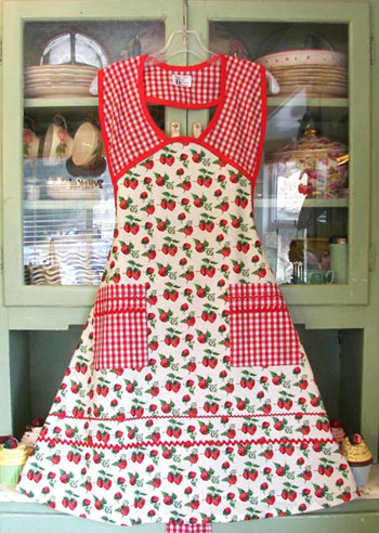 1940 Strawberry Red Gingham Women Apron