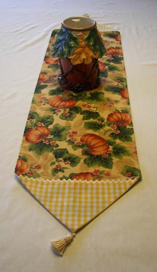 Thanksgiving table runner