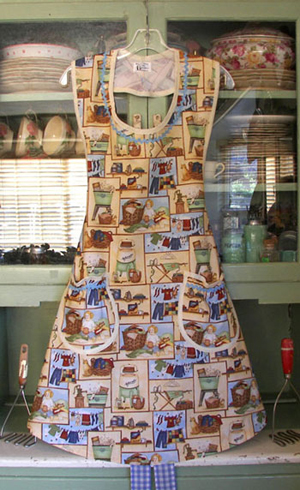 Aunt Rose apron good old days